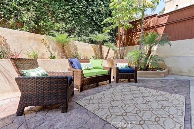 523 Lucia Avenue, Redondo Beach, California 90277, 4 Bedrooms Bedrooms, ,4 BathroomsBathrooms,Residential,Sold,Lucia,SB17150006