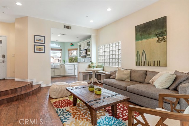 1516 Ford Avenue, Redondo Beach, California 90278, 3 Bedrooms Bedrooms, ,2 BathroomsBathrooms,Residential,Sold,Ford,SB20183084