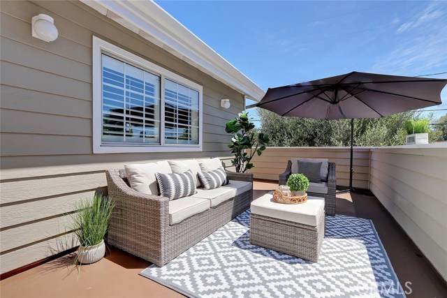 2417 Rockefeller Lane, Redondo Beach, California 90278, 3 Bedrooms Bedrooms, ,2 BathroomsBathrooms,Residential,Sold,Rockefeller,SB19182648 2417 Rockefeller Lane, Redondo Beach, California 90278, 3 Bedrooms Bedrooms, ,2 BathroomsBathrooms,Residential,Sold,Rockefeller,SB19182648