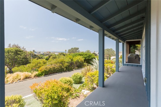 611 Gould Terrace, Hermosa Beach, California 90254, 4 Bedrooms Bedrooms, ,1 BathroomBathrooms,Residential,Sold,Gould,SB17111077