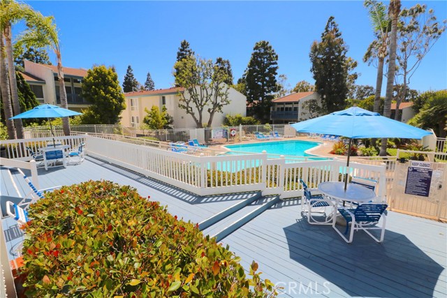 802 Camino Real, Redondo Beach, California 90277, 1 Bedroom Bedrooms, ,1 BathroomBathrooms,Residential,Sold,Camino Real,RS19123790