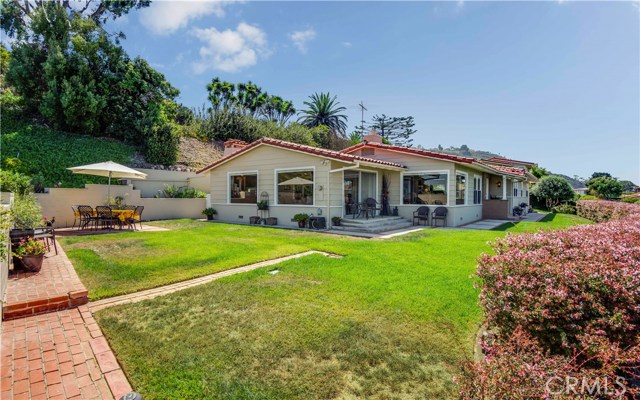 704 Via Horcada, Palos Verdes Estates, California 90274, 3 Bedrooms Bedrooms, ,1 BathroomBathrooms,Residential,Sold,Via Horcada,PV19038129