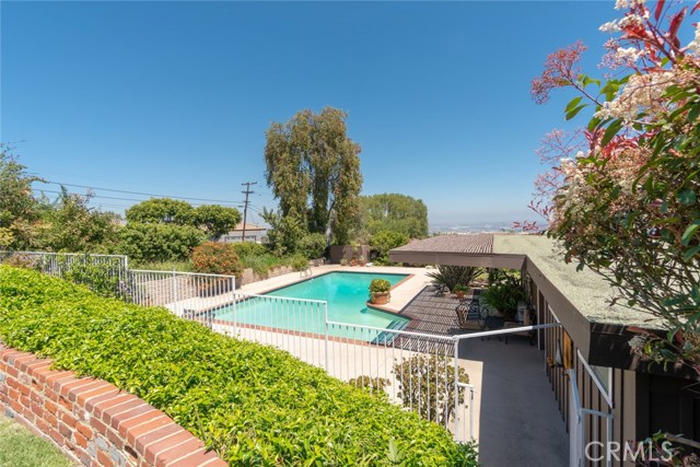 14 Rockinghorse Road, Rancho Palos Verdes, California 90275, 4 Bedrooms Bedrooms, ,3 BathroomsBathrooms,Residential,Sold,Rockinghorse,PV18099192