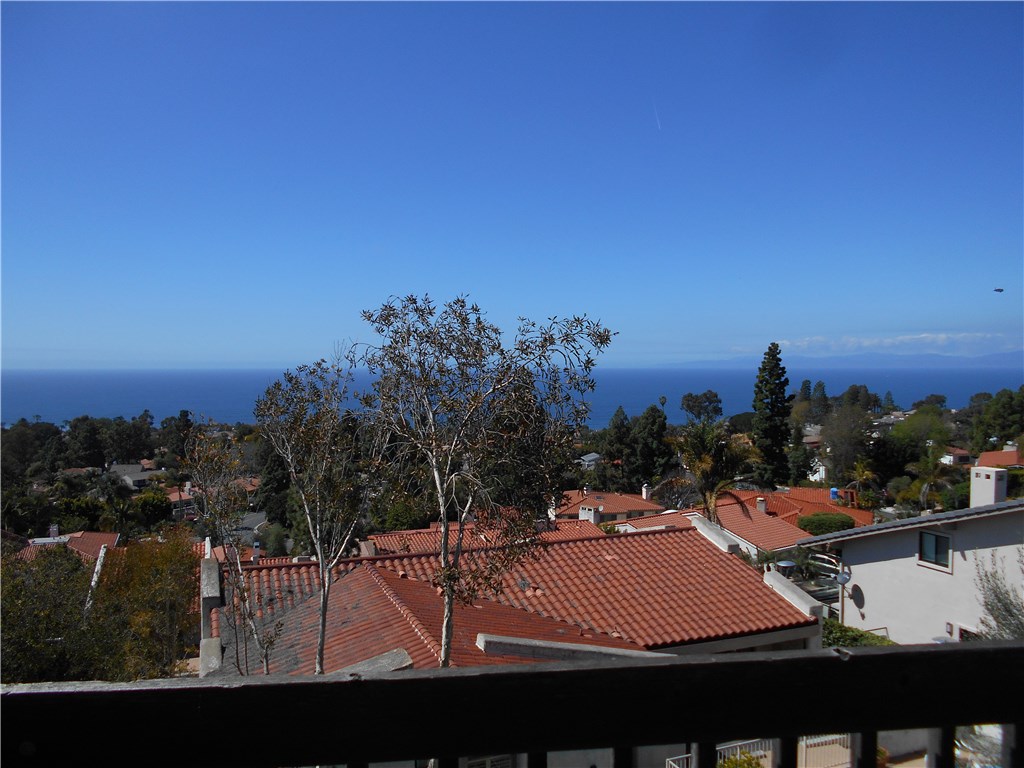 1249 Via Landeta, Palos Verdes Estates, California 90274, 4 Bedrooms Bedrooms, ,3 BathroomsBathrooms,Residential,Sold,Via Landeta,PV18104390