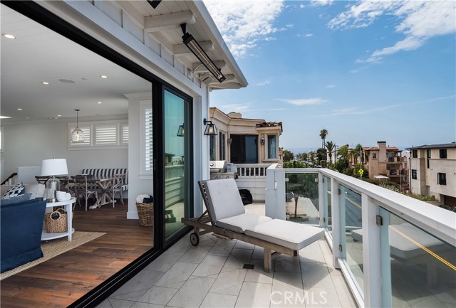 814 Highland Avenue, Manhattan Beach, California 90266, 4 Bedrooms Bedrooms, ,3 BathroomsBathrooms,Residential,Sold,Highland,SB18221288