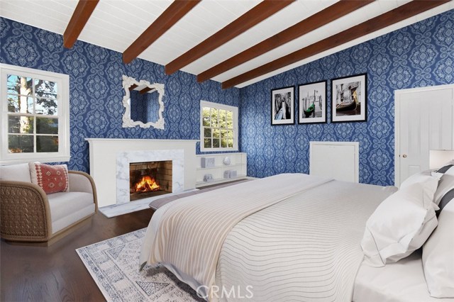 Option 1:  Master Bedroom (upstairs)