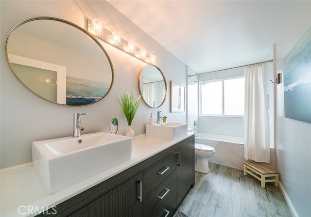 2404 Marshallfield Lane, Redondo Beach, California 90278, 3 Bedrooms Bedrooms, ,2 BathroomsBathrooms,Residential,Sold,Marshallfield,SB18103894