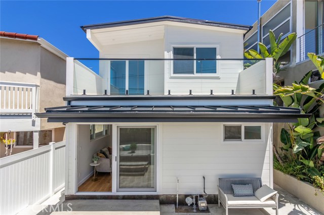 Completely remodeled, down to all brand new electrical and plumbing.