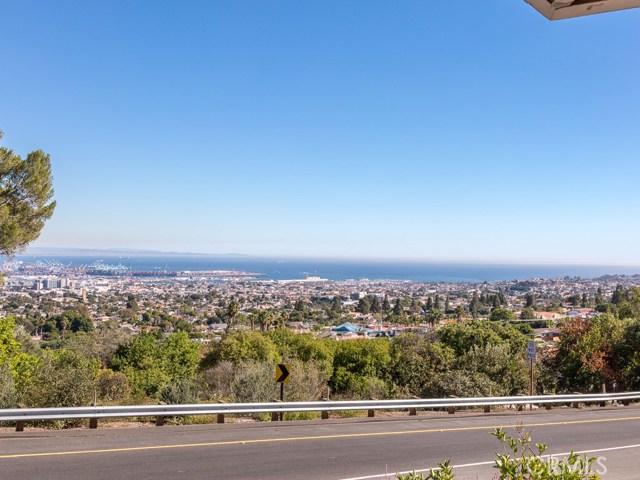 4205 Miraleste Drive, Rancho Palos Verdes, California 90275, 3 Bedrooms Bedrooms, ,2 BathroomsBathrooms,Residential,Sold,Miraleste,PV18202774