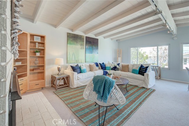 736 13th, Manhattan Beach, California 90266, 4 Bedrooms Bedrooms, ,3 BathroomsBathrooms,Residential,Sold,13th,SB19074833