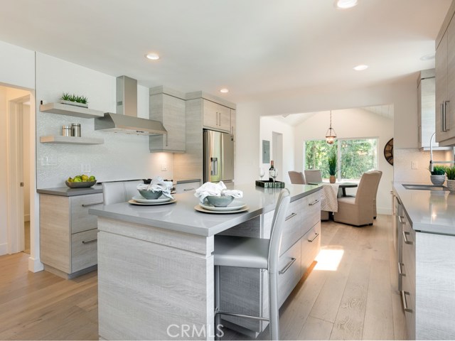 3616 Laurel Avenue, Manhattan Beach, California 90266, 3 Bedrooms Bedrooms, ,2 BathroomsBathrooms,Residential,Sold,Laurel,SB18252595