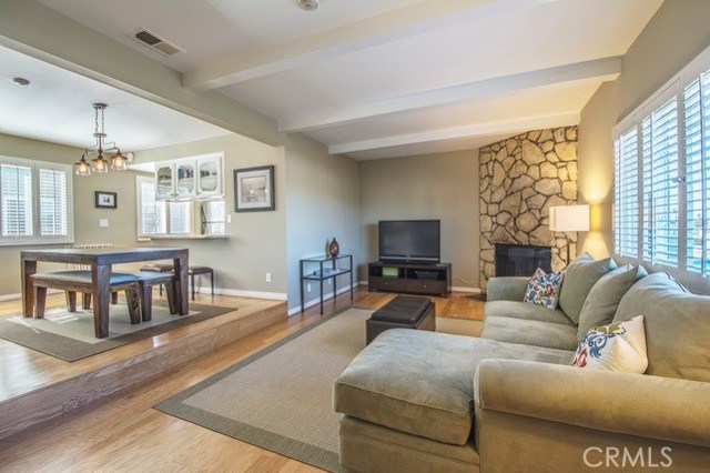 2510 Voorhees Avenue, Redondo Beach, California 90278, 2 Bedrooms Bedrooms, ,1 BathroomBathrooms,Residential,Sold,Voorhees,SB17155991