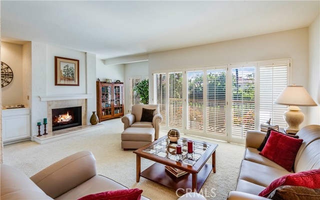 24 Sycamore Lane, Rolling Hills Estates, California 90274, 2 Bedrooms Bedrooms, ,3 BathroomsBathrooms,Residential,Sold,Sycamore,PV19180483