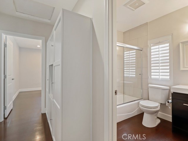 3 Bed Home for Sale in Encino, California