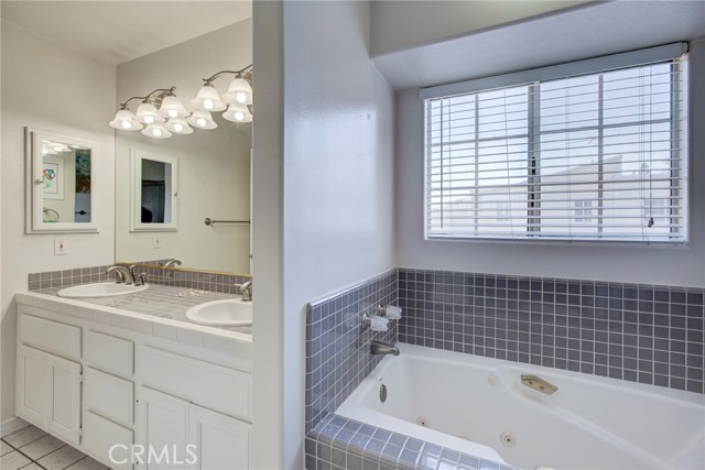 2101 Vail Avenue, Redondo Beach, California 90278, 3 Bedrooms Bedrooms, ,3 BathroomsBathrooms,Residential,Sold,Vail,SB19035092