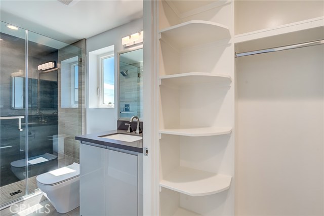 1809 Green Lane, Redondo Beach, California 90278, 5 Bedrooms Bedrooms, ,5 BathroomsBathrooms,Residential,Sold,Green,PV19214321
