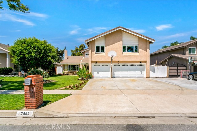 Photo of 7565 E Calle Durango, Anaheim Hills, CA 92808
