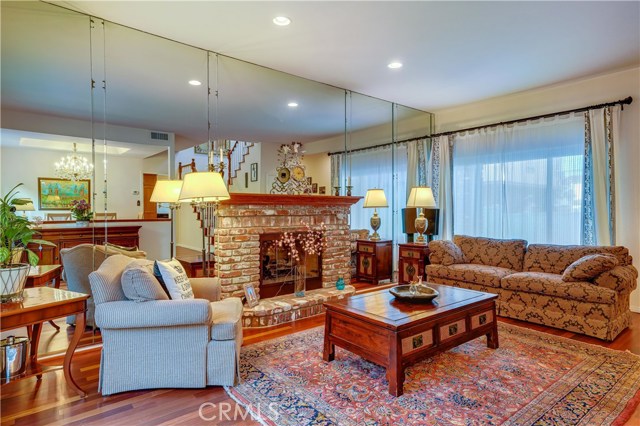 2112 Curtis Avenue, Redondo Beach, California 90278, 3 Bedrooms Bedrooms, ,1 BathroomBathrooms,Residential,Sold,Curtis,SB20243594