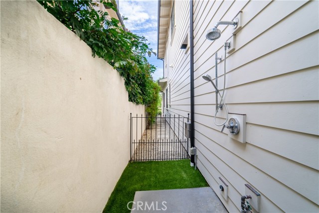 1416 18th Street, Manhattan Beach, California 90266, 5 Bedrooms Bedrooms, ,4 BathroomsBathrooms,Residential,Sold,18th,SB20173310