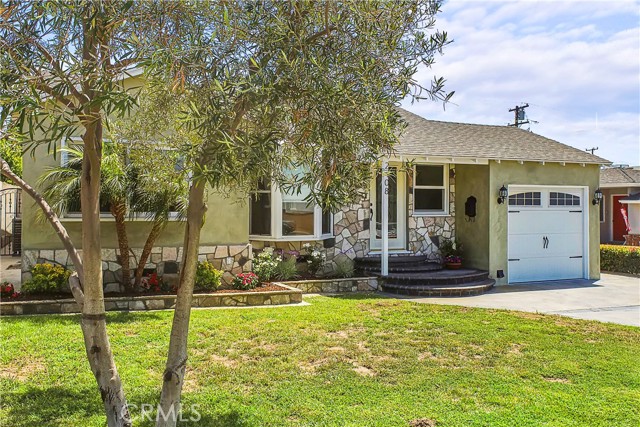 2408 Robinson Street, Redondo Beach, California 90278, 3 Bedrooms Bedrooms, ,2 BathroomsBathrooms,Residential,Sold,Robinson,PV21108449