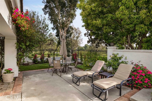 16 Hillcrest Meadows, Rolling Hills Estates, California 90274, 4 Bedrooms Bedrooms, ,2 BathroomsBathrooms,Residential,Sold,Hillcrest Meadows,PV19104283