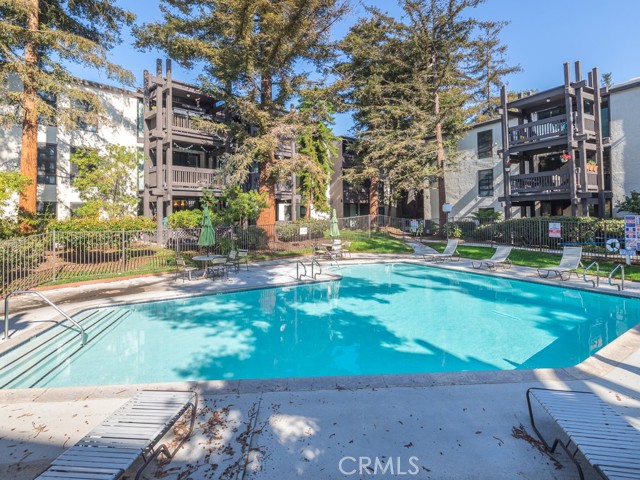 3 Bed Home for Sale in Playa del Rey, California