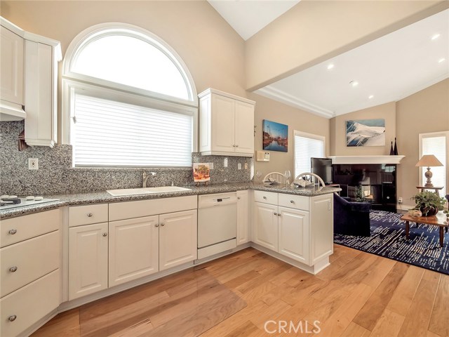 116 Juanita Avenue, Redondo Beach, California 90277, 3 Bedrooms Bedrooms, ,2 BathroomsBathrooms,Residential,Sold,Juanita,RS20193868