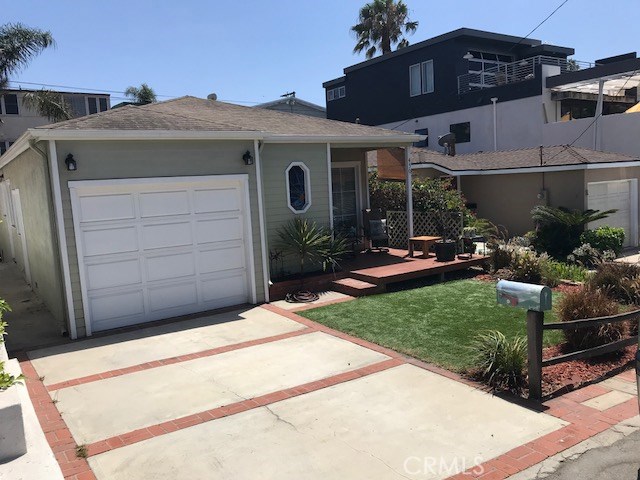 450 28th Street, Hermosa Beach, California 90254, 2 Bedrooms Bedrooms, ,1 BathroomBathrooms,Residential,Sold,28th,SB18192441