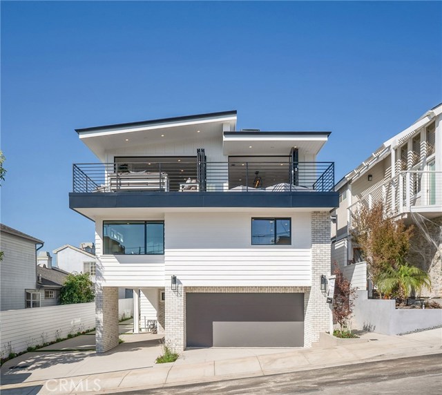 635 7th Street, Hermosa Beach, California 90254, 4 Bedrooms Bedrooms, ,4 BathroomsBathrooms,Residential,Sold,7th,SB18259445