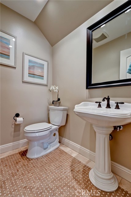 1718 Harriman Lane, Redondo Beach, California 90278, 4 Bedrooms Bedrooms, ,2 BathroomsBathrooms,Residential,Sold,Harriman,SB18109577