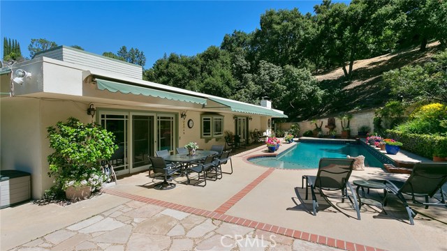 4 Bed Home for Sale in Encino, California