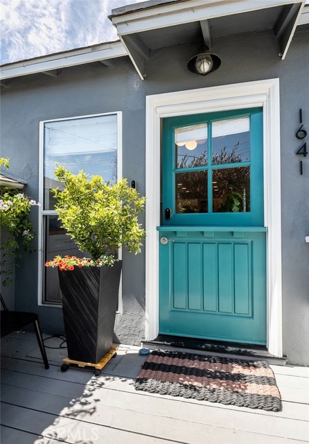 1641 Haynes Lane, Redondo Beach, California 90278, 2 Bedrooms Bedrooms, ,Residential,Sold,Haynes,SB20135411