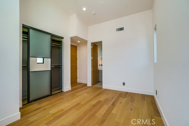 521 Helberta Avenue, Redondo Beach, California 90277, 4 Bedrooms Bedrooms, ,3 BathroomsBathrooms,Residential,Sold,Helberta,SB19088015