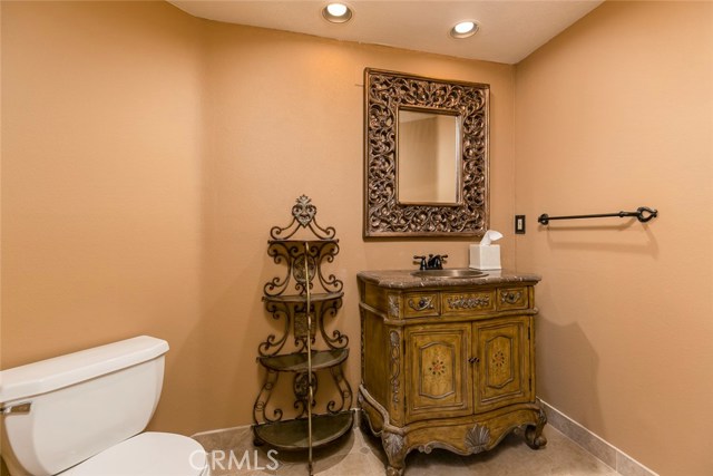 210 Prospect Avenue, Redondo Beach, California 90277, 3 Bedrooms Bedrooms, ,2 BathroomsBathrooms,Residential,Sold,Prospect,SB19105053