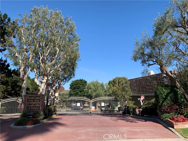 6542 Ocean Crest Drive, Rancho Palos Verdes, California 90275, 2 Bedrooms Bedrooms, ,2 BathroomsBathrooms,Residential,Sold,Ocean Crest,PW19184666
