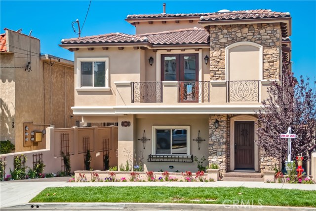 123 Guadalupe Avenue, Redondo Beach, California 90277, 4 Bedrooms Bedrooms, ,3 BathroomsBathrooms,Residential,Sold,Guadalupe,PV18040151