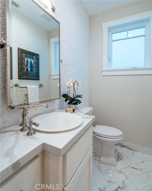 1457 18th Street, Manhattan Beach, California 90266, 5 Bedrooms Bedrooms, ,2 BathroomsBathrooms,Residential,Sold,18th,SB17091633