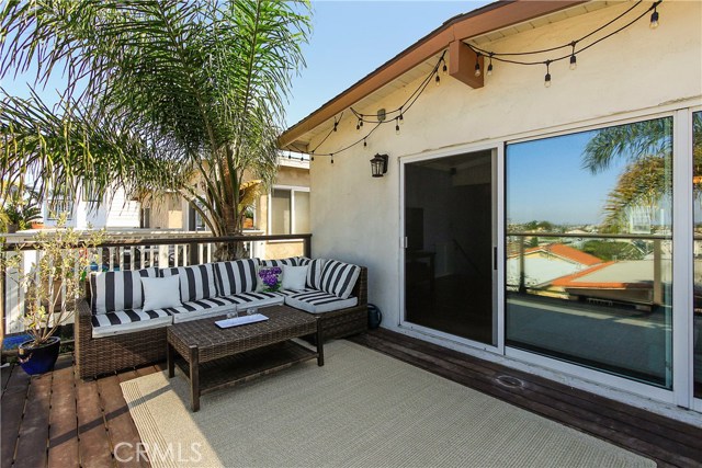 1516 Harper Avenue, Redondo Beach, California 90278, 3 Bedrooms Bedrooms, ,1 BathroomBathrooms,Residential,Sold,Harper,PV19189025