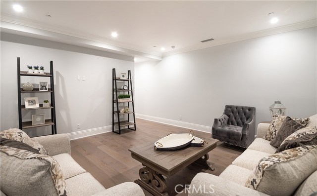 577 31st Street, Manhattan Beach, California 90266, 5 Bedrooms Bedrooms, ,5 BathroomsBathrooms,Residential,Sold,31st,SB20093030