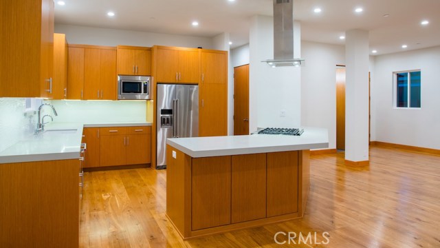 2108 Gates Avenue, Redondo Beach, California 90278, 4 Bedrooms Bedrooms, ,2 BathroomsBathrooms,Residential,Sold,Gates,SB17108544