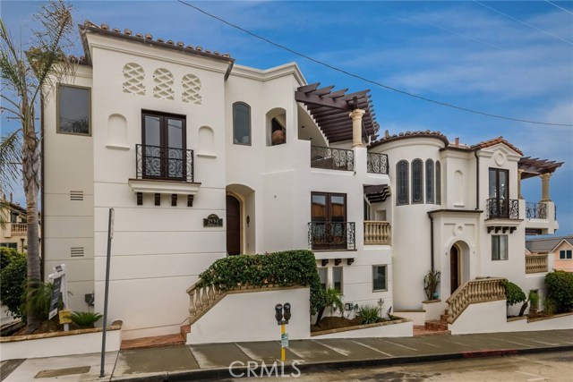 2934 Hermosa Avenue, Hermosa Beach, California 90254, 3 Bedrooms Bedrooms, ,3 BathroomsBathrooms,Residential,Sold,Hermosa,SB18080903