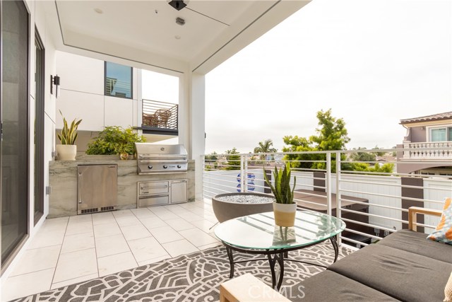 Outdoor barbecue island