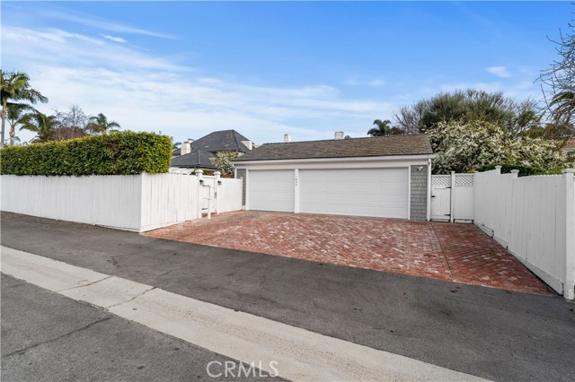 1633 Chelsea Road, Palos Verdes Estates, California 90274, 5 Bedrooms Bedrooms, ,1 BathroomBathrooms,Residential,Sold,Chelsea,SB21026377