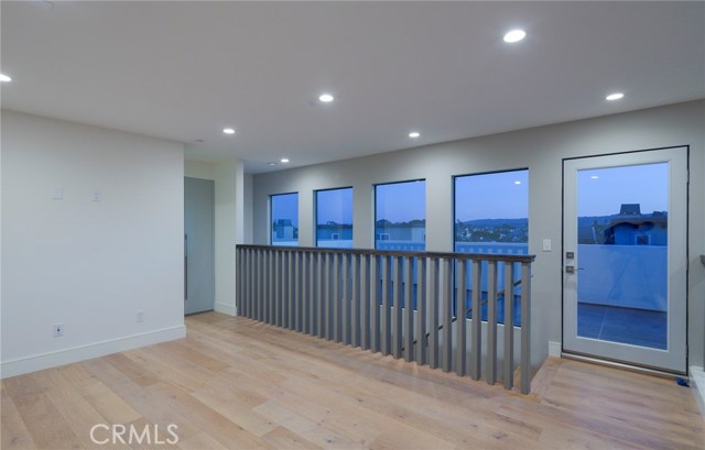 228 Helberta Avenue, Redondo Beach, California 90277, 4 Bedrooms Bedrooms, ,4 BathroomsBathrooms,Residential,Sold,Helberta,PV18015673