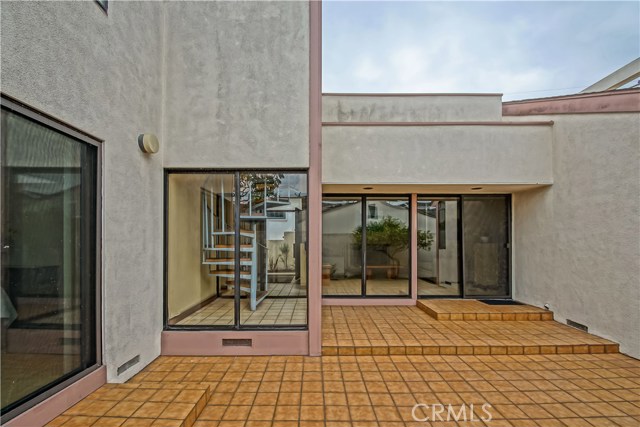 511 Marine Avenue, Manhattan Beach, California 90266, 3 Bedrooms Bedrooms, ,2 BathroomsBathrooms,Residential,Sold,Marine,SB19078478