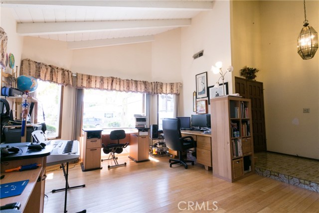 2231 Graham Ave, Redondo Beach, California 90278, 4 Bedrooms Bedrooms, ,3 BathroomsBathrooms,Residential,Sold,Graham Ave,OC17017084