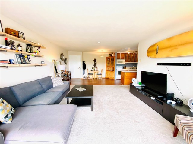 601 Prospect Avenue, Redondo Beach, California 90277, 2 Bedrooms Bedrooms, ,2 BathroomsBathrooms,Residential,Sold,Prospect,SB20189333