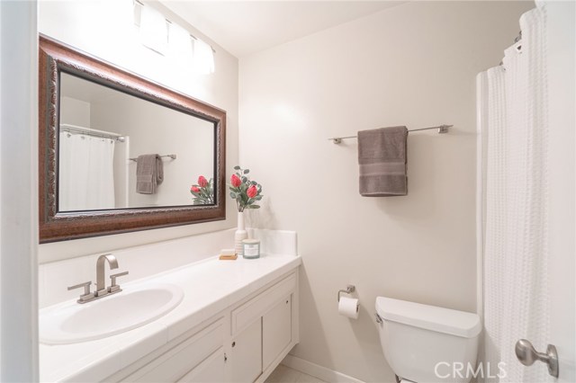 800 Camino Real, Redondo Beach, California 90277, 2 Bedrooms Bedrooms, ,2 BathroomsBathrooms,Residential,Sold,Camino Real,SB20200245