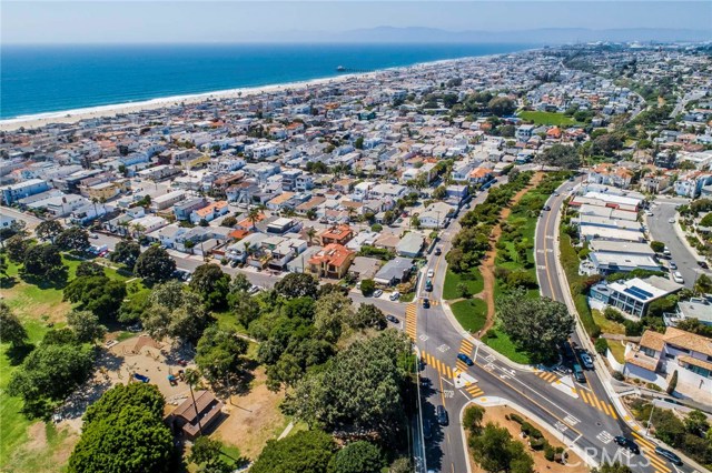 505 Gould, Hermosa Beach, California 90254, 3 Bedrooms Bedrooms, ,3 BathroomsBathrooms,Residential,Sold,Gould,SB18193150
