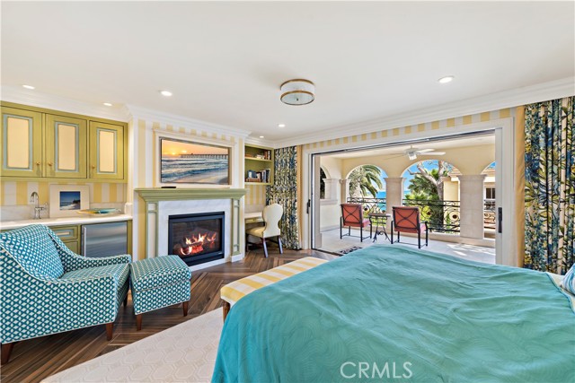 Detail Gallery Image 35 of 59 For 843 Cliff Dr, Laguna Beach,  CA 92651 - 5 Beds | 4 Baths